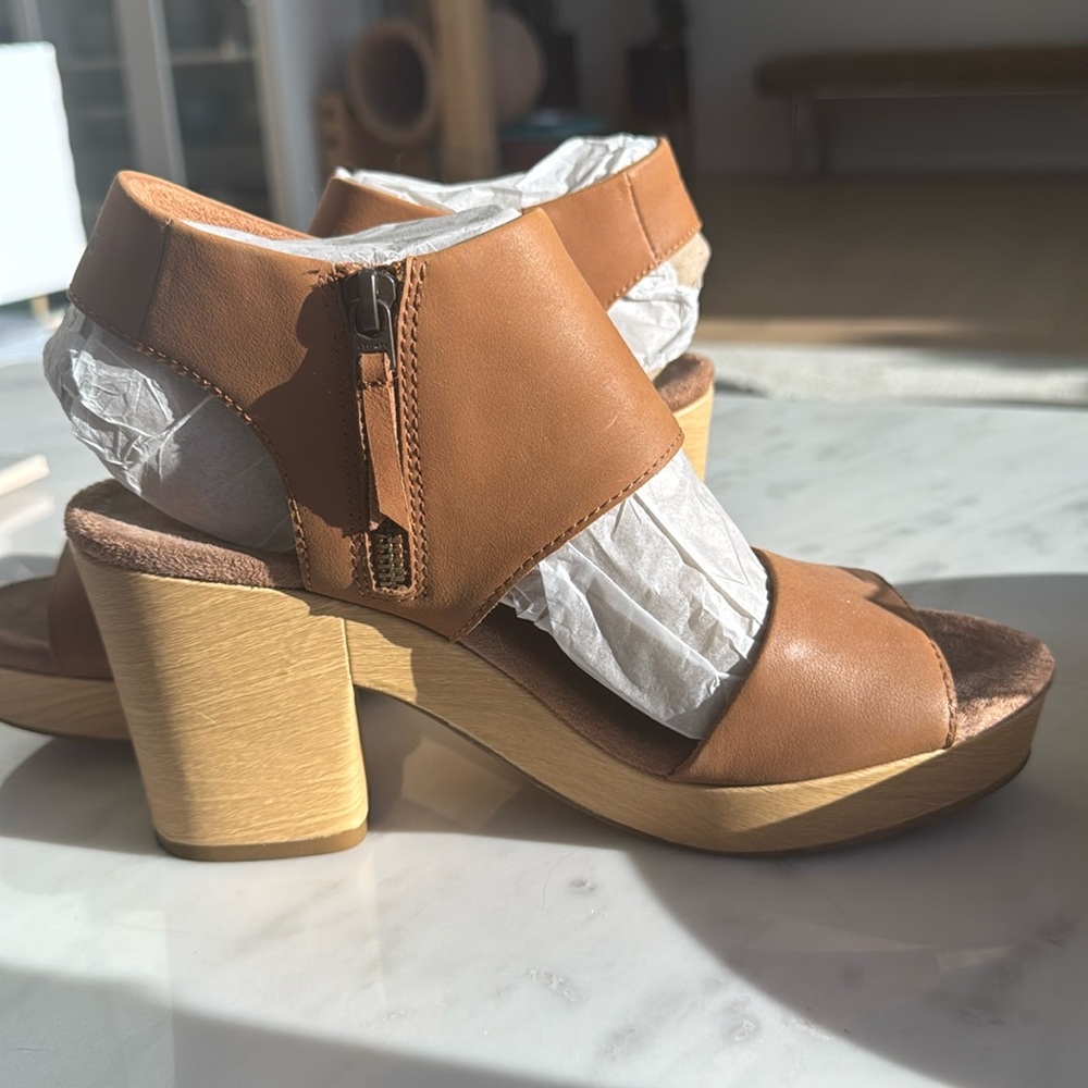Toms Majorca Platform Sandals